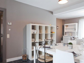 Beautiful Bungalow in Gerin with Terrace